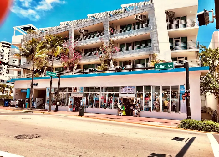 Suites Ocean Drive Hotel