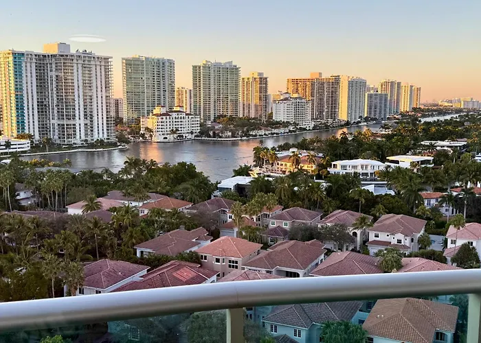 Ocean Reserve Condo By Flatsaway Miami Beach