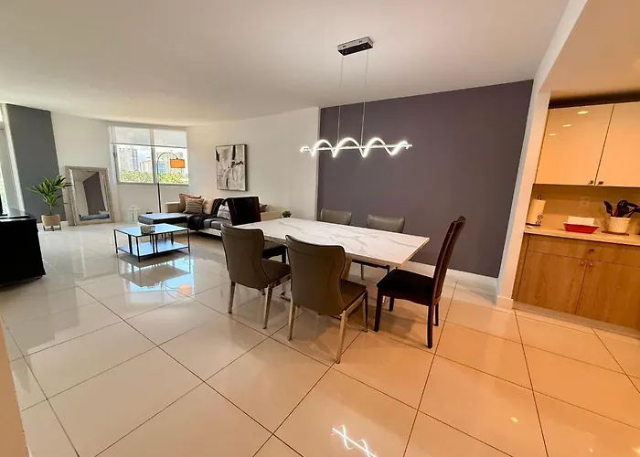Special Beautiful Modern Beach Condo Miami Beach que aceita animais de estimação