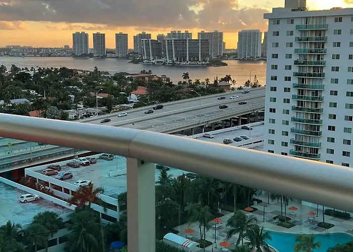 Ocean Reserve Sunny Isles