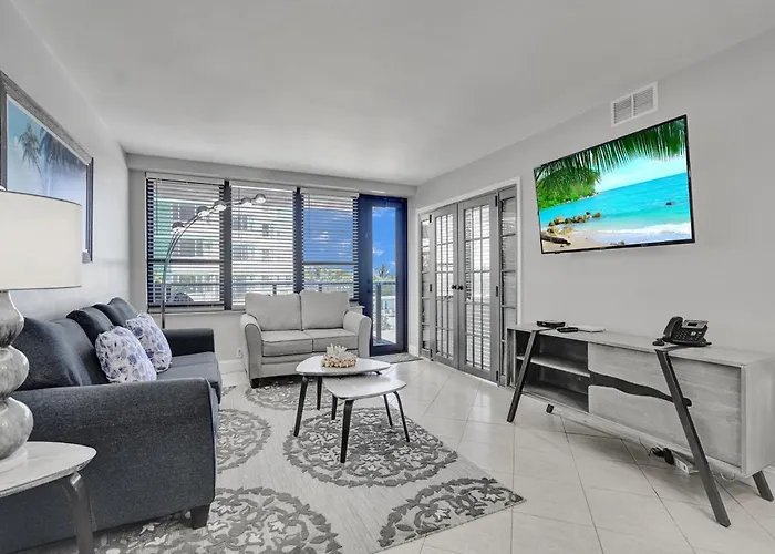 Cozy Beachfront 2 Bdr Miami Beach Condo 406 acceptant les animaux