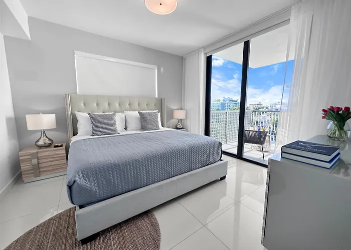 Moderno Residences By Bay Breeze