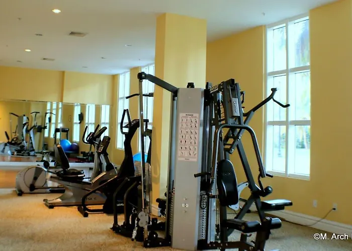Apartment By Great Sunny Isles Lodging Miami Beach che accetta animali