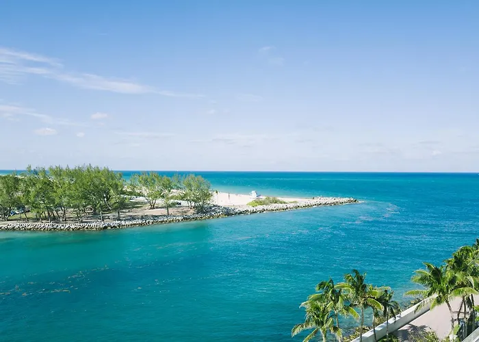 5 Star Hotel Private Studio Bal Harbour Miami Beach-2 Queen Beds