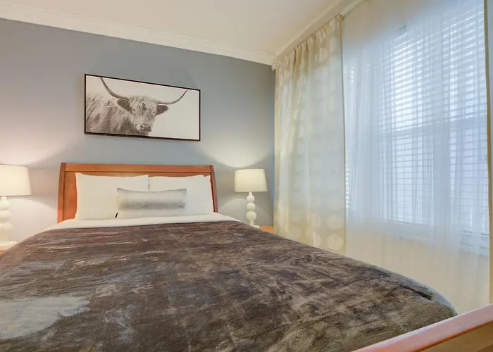 918 Ocean Drive Apartments