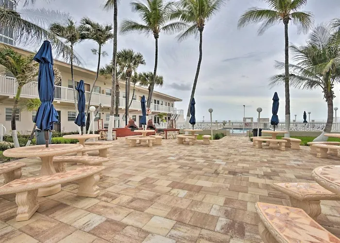Oceanfront Miami Beach Condo With Resort Pool Access